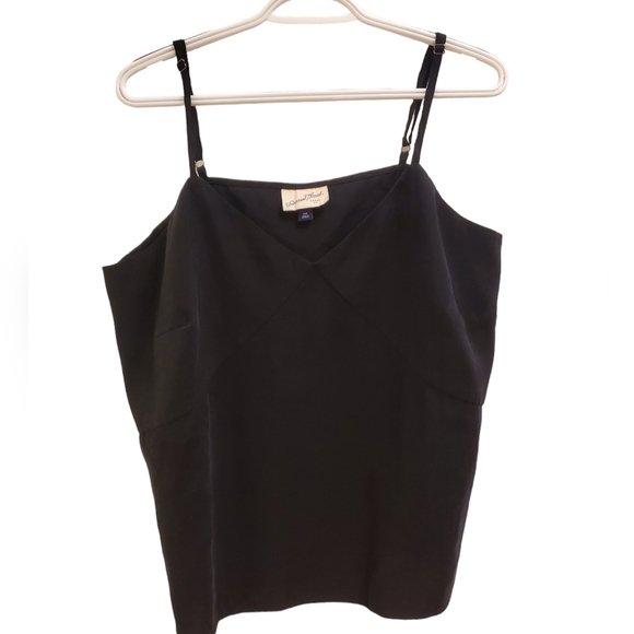 Sleeveless Tops - Universal‎ Thread - Picture 2 of 6